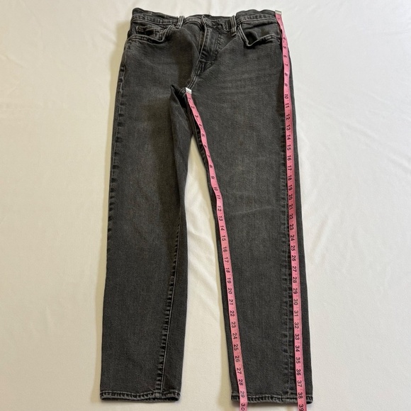 Levi’s 502 30x32 Taper Fit Men’s Jeans, Gray, Zip and Button Fly - Picture 11 of 16
